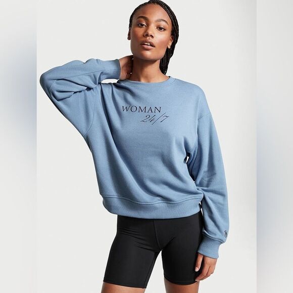 NWOT Victoria's Secret Women 24/7 Stretch Fleece Crewneck Top Size XS -Oversized - Picture 2 of 10